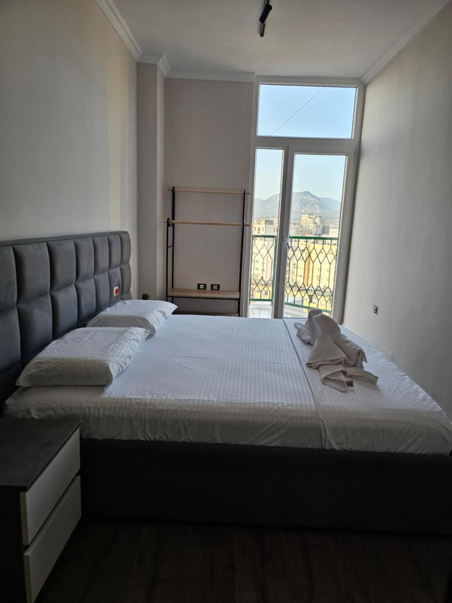 Sky Apartaments City Center Tirana Exterior foto