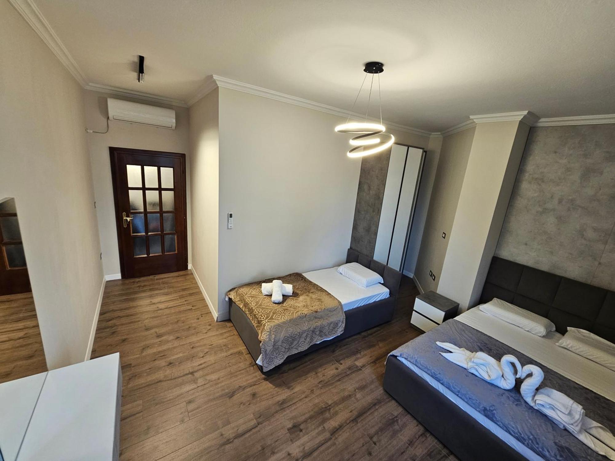 Sky Apartaments City Center Tirana Exterior foto